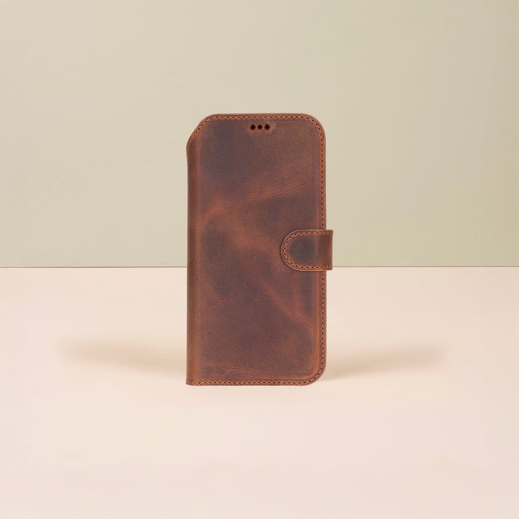 Leather iPhone 17 Pro Wallet Case – Brown - Austin