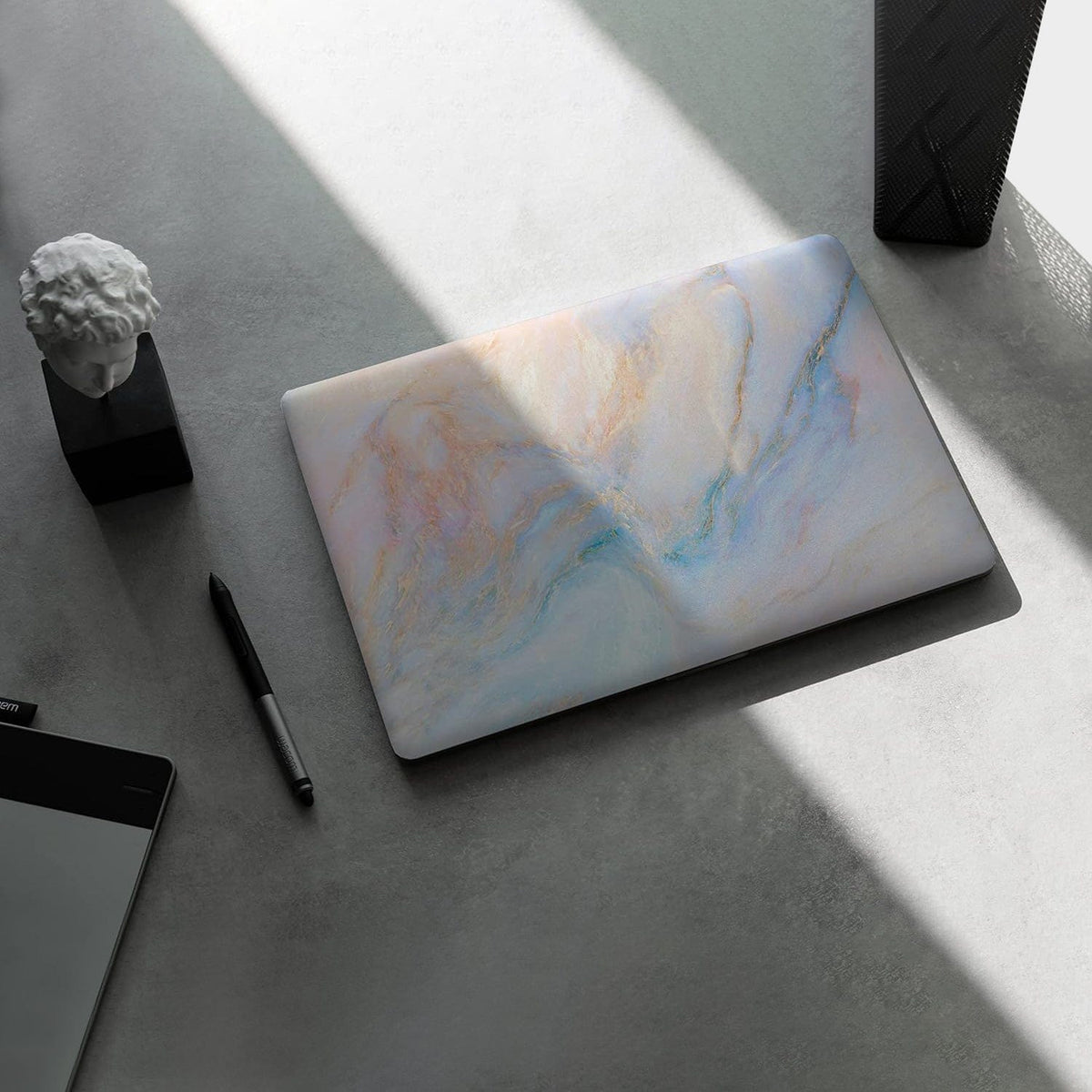 MacBook Air 15-inch (M2-M5) Case - Marble Design